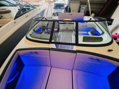 Sea Ray 210 SPOE 3
