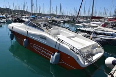 Performance Cruising 907 3