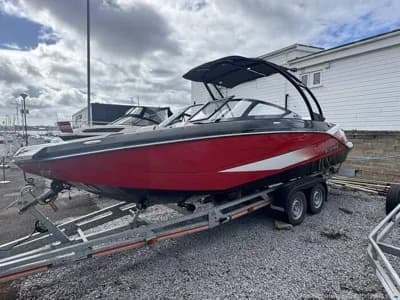 Scarab 215 2