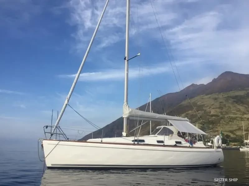 2007 Comar COMET 33 S Boat for Sale