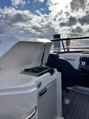 Hydromarin 6930 Daycrusier 3