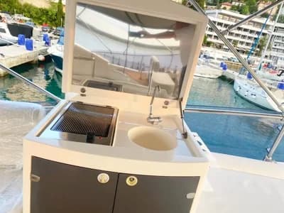 2004 Cayman 62 Cyber Boat for Sale 4