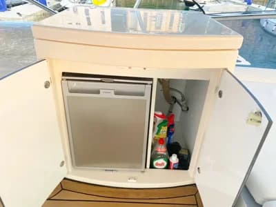 2004 Cayman 62 Cyber Boat for Sale 5
