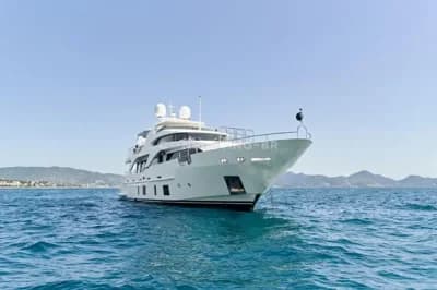 Benetti Delfino 93 2