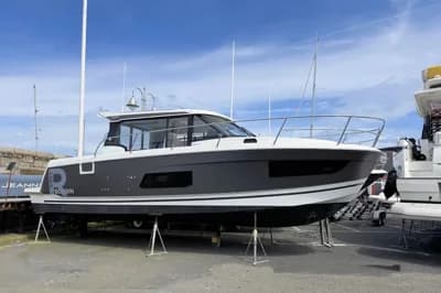 Jeanneau Merry Fisher 1095 Coupé 2