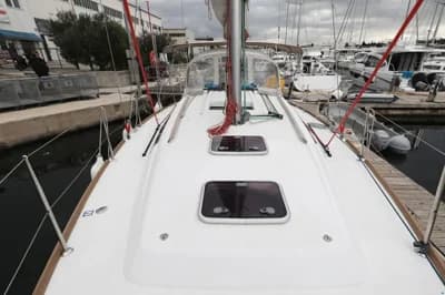 Beneteau Oceanis 34 2