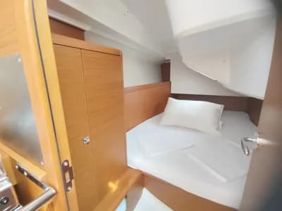 2023 Jeanneau Sun Odyssey 349 Boat for Sale in Pula 3