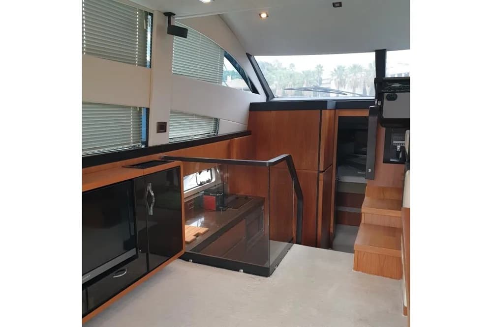 Fairline Squadron 42