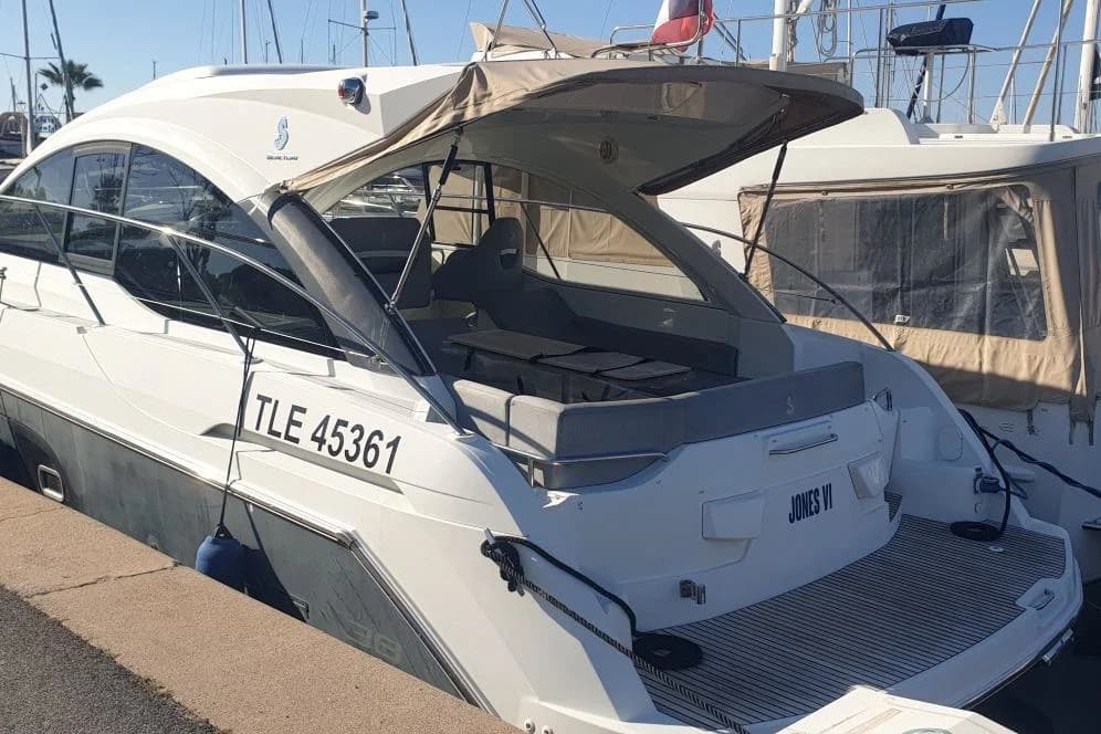 Beneteau Flyer GT 38