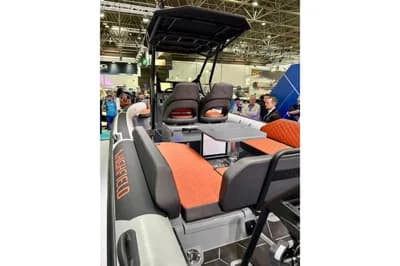 Highfield ADV7 2