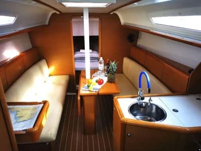Jeanneau Sun Odyssey 33i 3