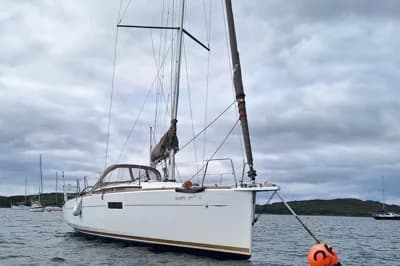 Jeanneau Sun Odyssey 349 2