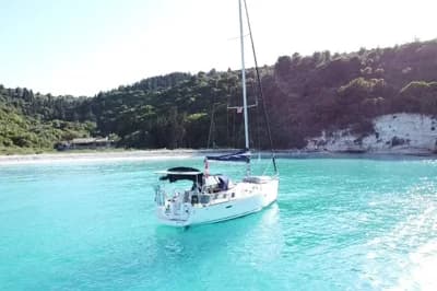 Beneteau Oceanis 40 2
