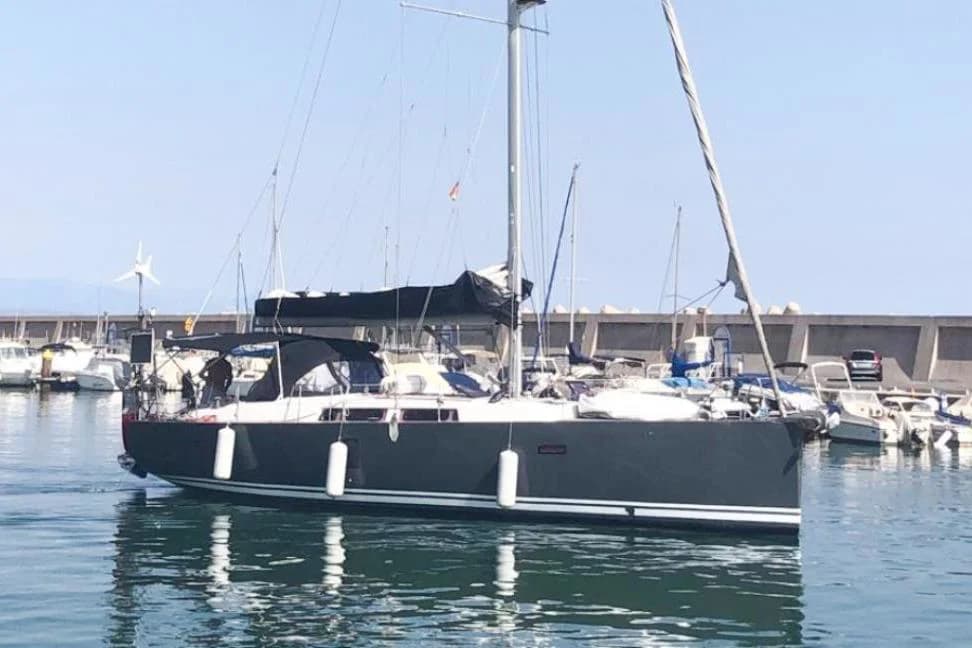 Hanse 445