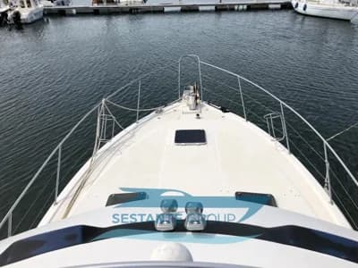 Riviera Marine 35 Convertible 3