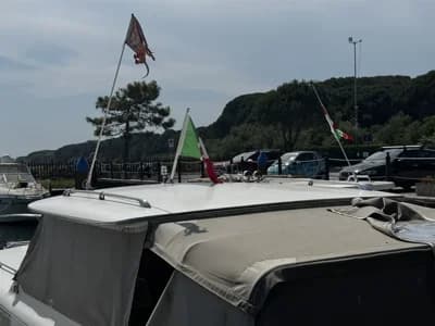 Chris-Craft 31 Commander 3