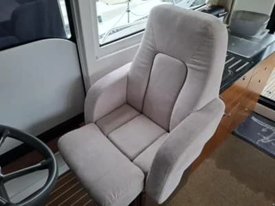 Nimbus 305 Coupé 5