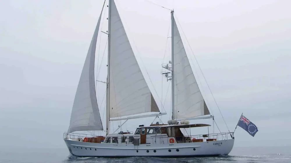 Van den Akker Motorsailer