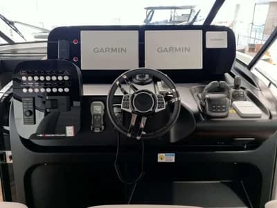 Cranchi A46 Luxury Tender 5