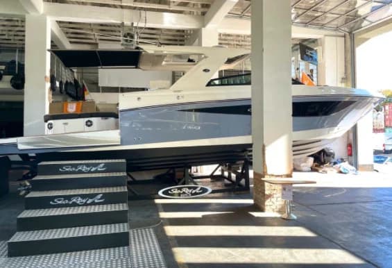 Sea Ray SLX 400