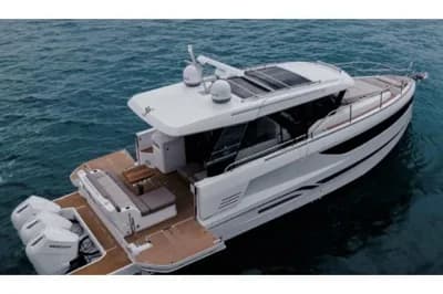 44 Explorer FKA Wellcraft 435 4
