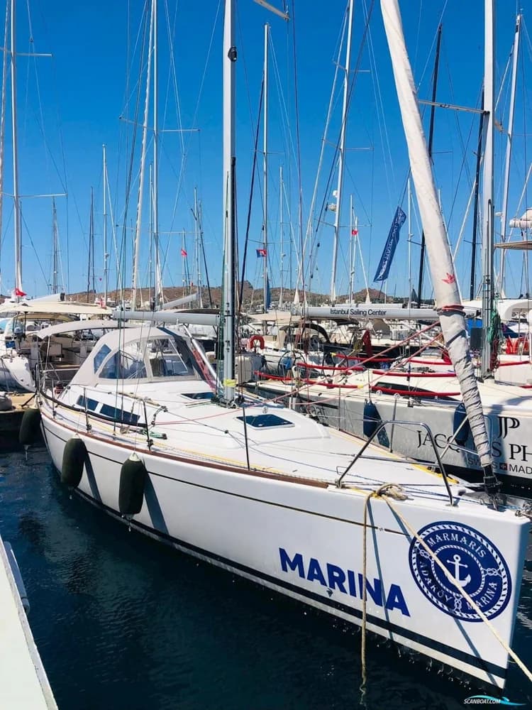 Cantiere Del Pardo Grand Soleil 37 B&C