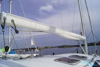 Custom Build 50 Feet Decksalon Yacht 4