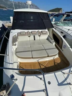 Sea Ray 320 Sundancer 3