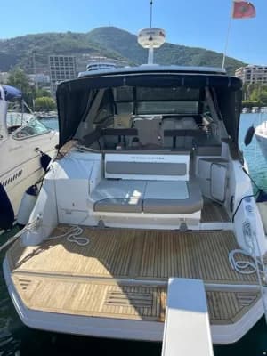Sea Ray 320 Sundancer 4