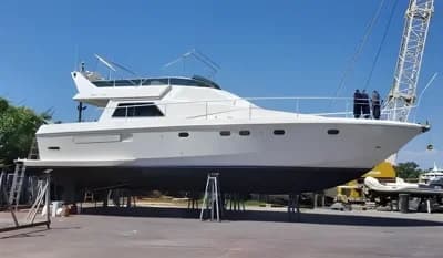 1990 Ferretti Yachts 52s Boat for Sale 2