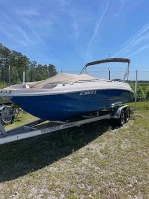 2022 Stingray 212 SC 4