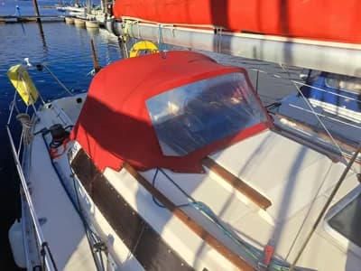 1985 Jeanneau Attalia 32 Boat for Sale in Dunoon 3