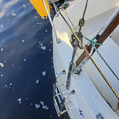 1985 Jeanneau Attalia 32 Boat for Sale in Dunoon 4