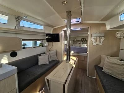 2021 Beneteau Oceanis 38.1 Boat for Sale 3