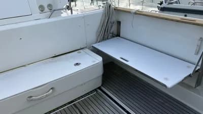 2018 Jeanneau Merry Fisher 875 Marlin Boat for Sale in East Cowes Marina 3
