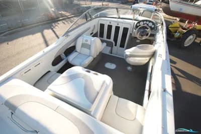 Stingray 220 CS Daycruiser 3