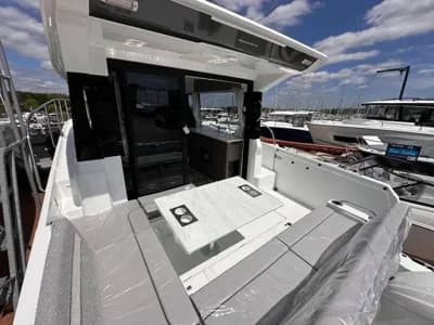 2026 Jeanneau Merry Fisher 1095 Coupé Series 2 Boat for Sale in Chichester Marina 3