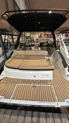 Sea Ray 260 SLXE 4