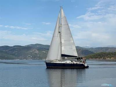 Beneteau Oceanis 393 2
