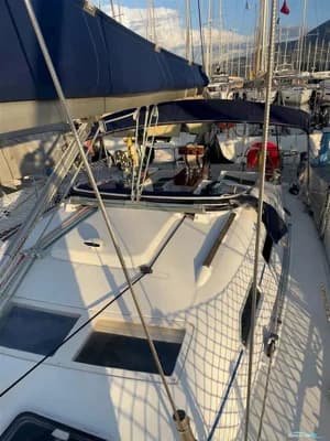 Beneteau Oceanis 393 3