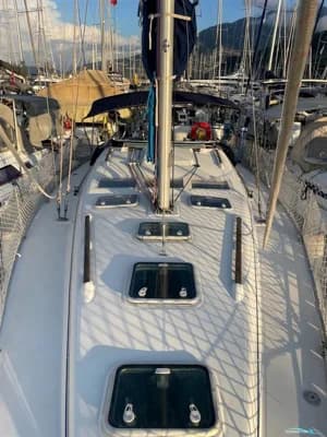 Beneteau Oceanis 393 5