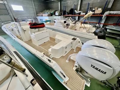 White Shark 280 CC 4