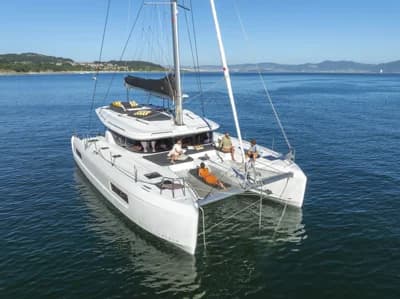 Lagoon 43 2