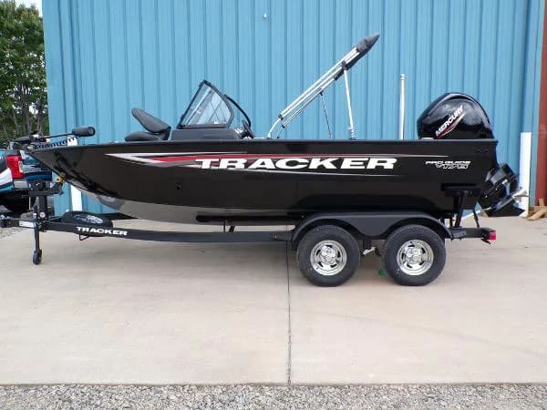 2025 Tracker Pro Guide V-175 Combo