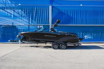MasterCraft NXT23 | 2026 | black 2