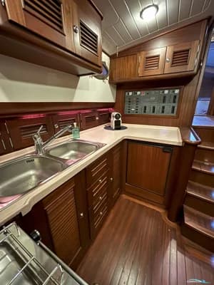 Rapsody 48 Offshore 5