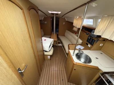 Jeanneau SUN ODYSSEY 32i 4
