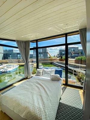 Twin Butterfly Houseboat 5