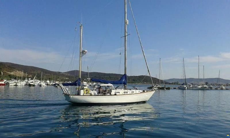 Camper & Nicholsons 38