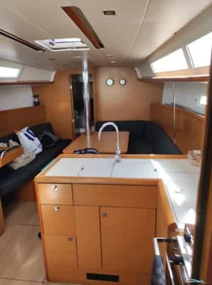 Jeanneau Sun Odyssey 379 5